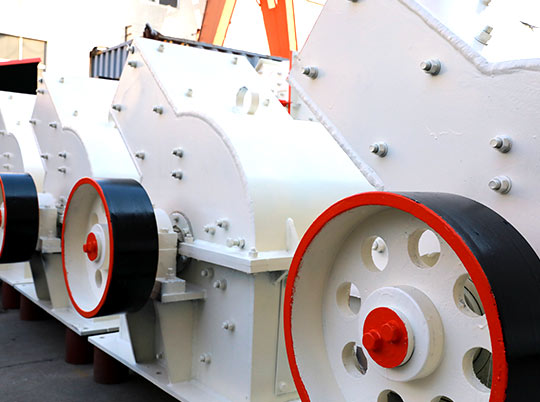 改進錘式破碎機錘頭結(jié)構(gòu)，為客戶量身設計高產(chǎn)低耗設備（上）