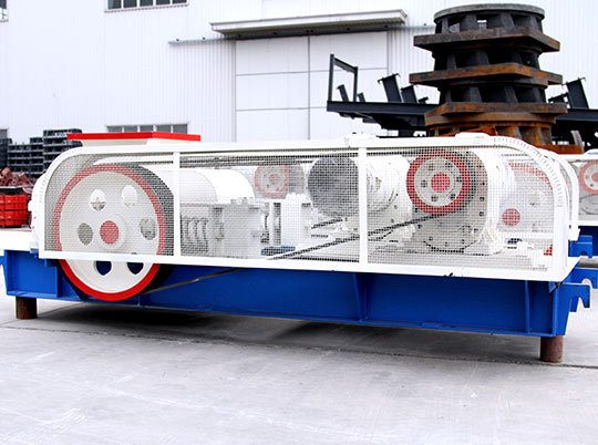 如何選擇對輥式破碎機軸承？